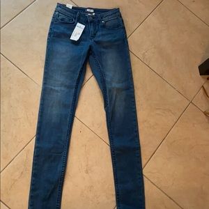 Brand new roxy jeans